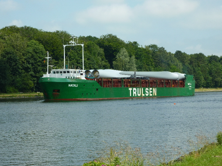 Windmhlentransport per Schiff / transport of a windmill with ship