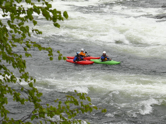 Wildwasser Kanuten in Norwegen / wild water canoing in Norway