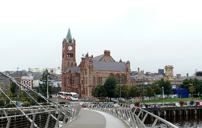 Rathaus von Londonderry, Nordirland / town hall from Londonderry, Northern Ireland